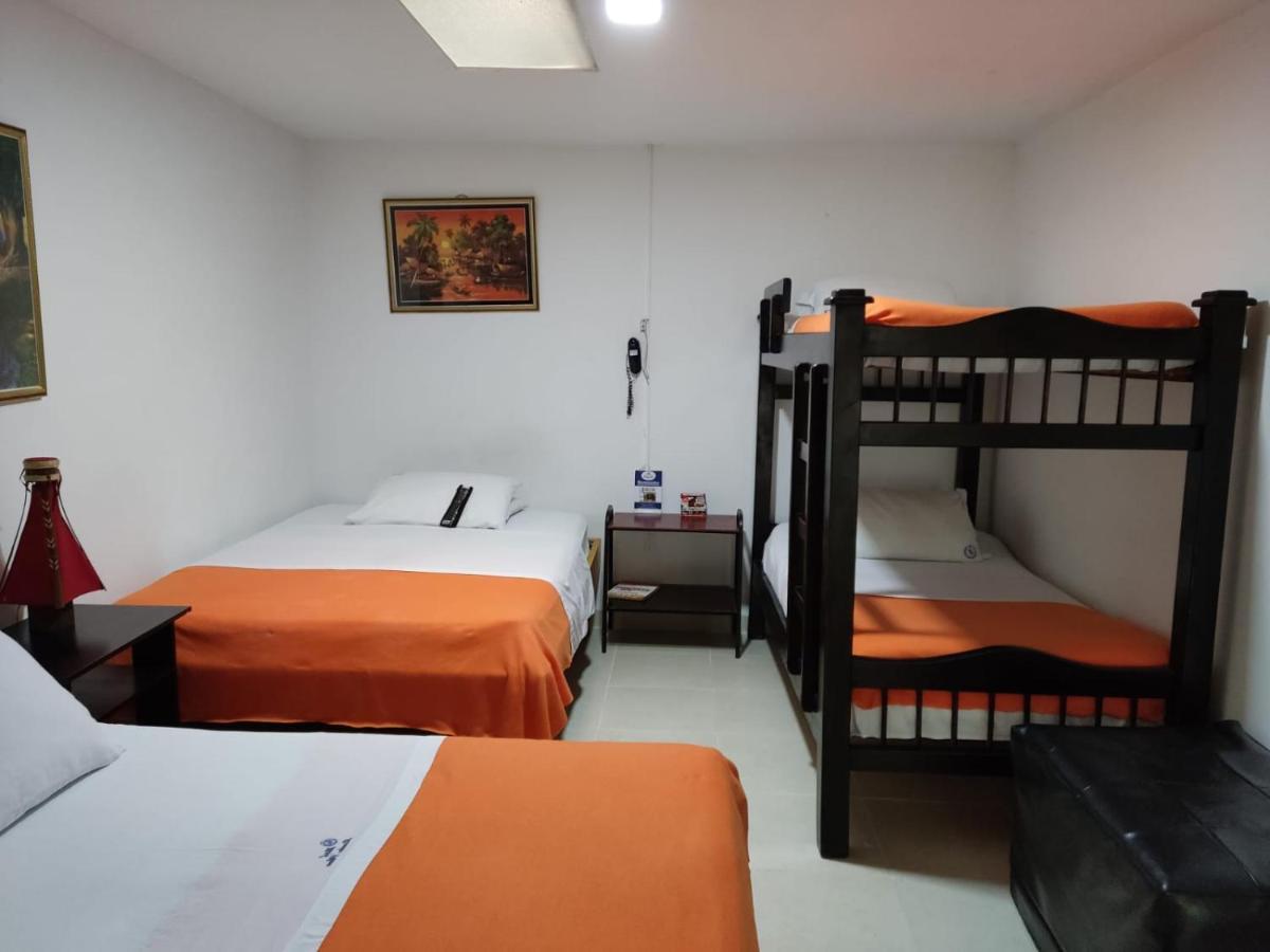 Hotel Mirador Plaza Pereira Eksteriør billede