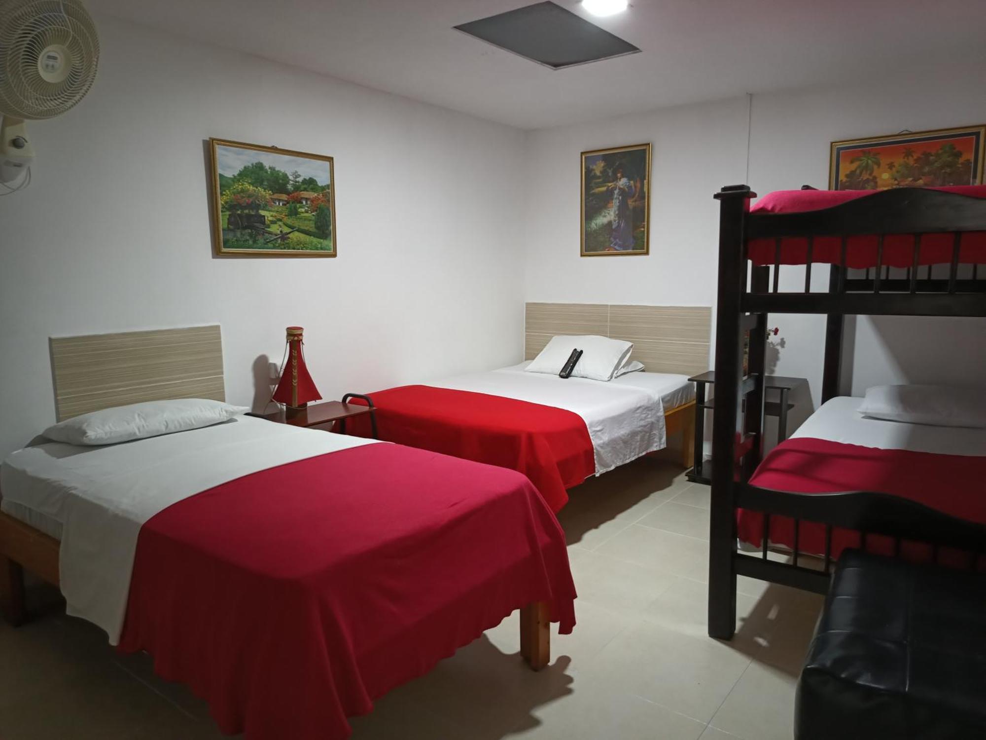 Hotel Mirador Plaza Pereira Eksteriør billede